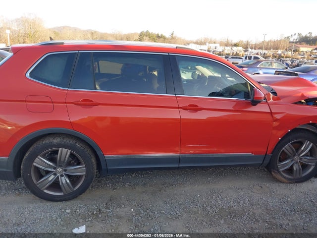 3VV5B7AXXJM131084 Volkswagen Tiguan 2.0t Sel Premium