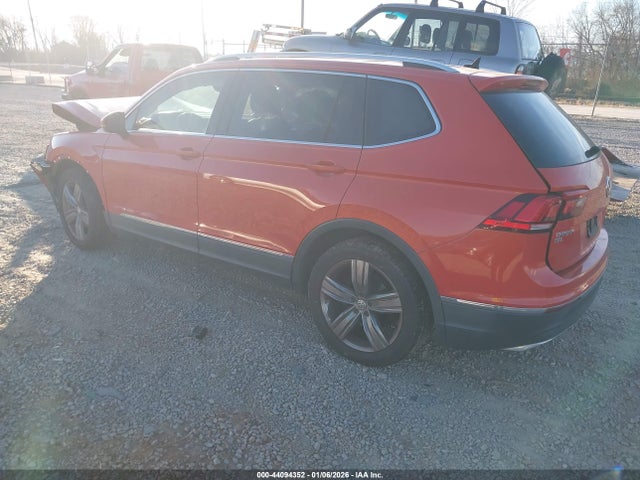 3VV5B7AXXJM131084 Volkswagen Tiguan 2.0t Sel Premium