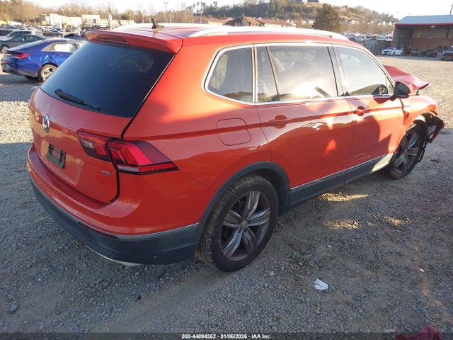 3VV5B7AXXJM131084 Volkswagen Tiguan 2.0t Sel Premium