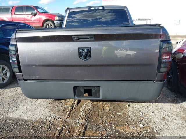 44094405 :رقم المزاد ، 1C6RR6FG0KS590560 vin ، 2019 Ram 1500 Classic Tradesman  4x2 6'4 Box مزاد بيع