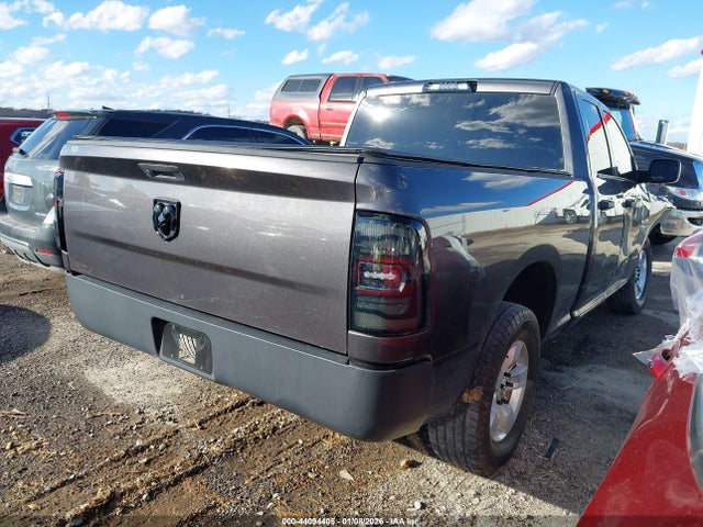44094405 :رقم المزاد ، 1C6RR6FG0KS590560 vin ، 2019 Ram 1500 Classic Tradesman  4x2 6'4 Box مزاد بيع