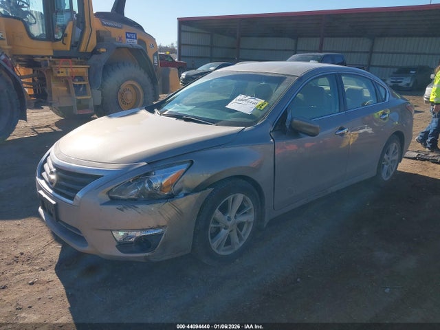 Nissan Altima 2.5 Sv 2015 1N4AL3AP6FC100366 Image 2
