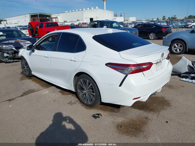 2019 TOYOTA CAMRY 4T1B11HK9KU741305 Photo 2
