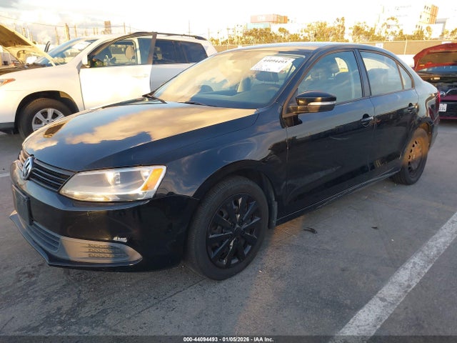 3VWD17AJ8EM420377 Volkswagen Jetta 1.8t Se