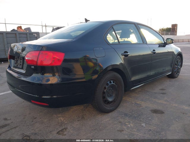 3VWD17AJ8EM420377 Volkswagen Jetta 1.8t Se