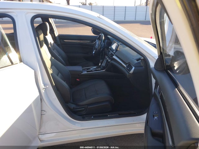 1HGCV1F30NA057873 Honda Accord Sport
