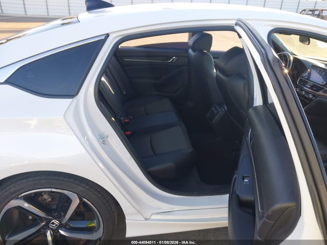 1HGCV1F30NA057873 Honda Accord Sport