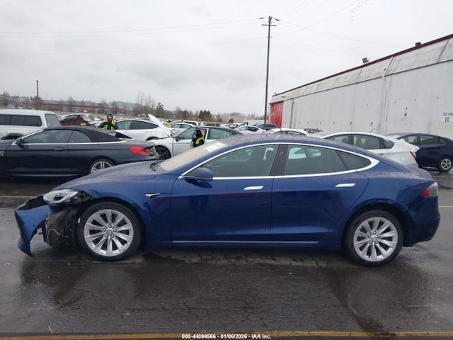 Tesla Model S 100d/60d/75d/90d/p100d 2017 5YJSA1E28HF229500 Image 14