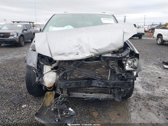 2C4RC1BG2GR230878 Chrysler Town &amp; Country Touring