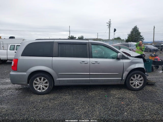 2C4RC1BG2GR230878 Chrysler Town &amp; Country Touring