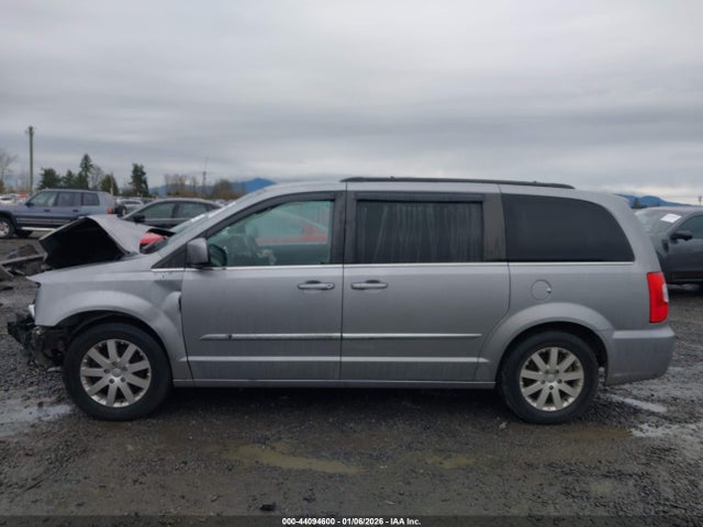 2C4RC1BG2GR230878 Chrysler Town &amp; Country Touring