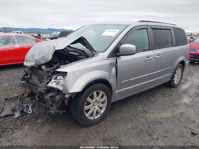 2C4RC1BG2GR230878 Chrysler Town &amp; Country Touring