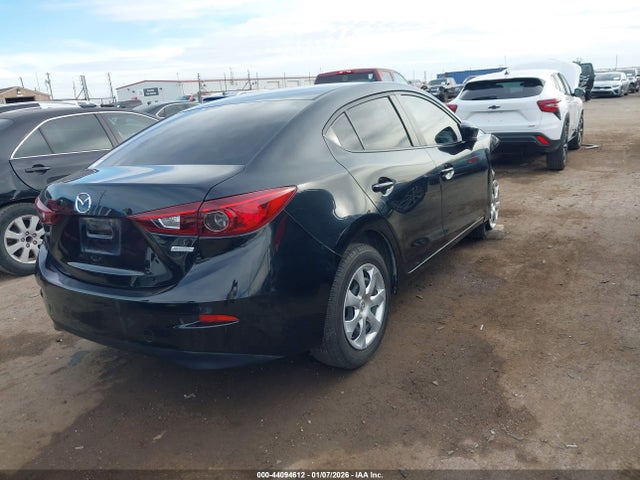 44094612 :رقم المزاد ، 3MZBM1U71FM175340 vin ، 2015 Mazda Mazda3 I Sport مزاد بيع