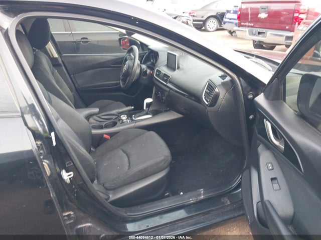 44094612 :رقم المزاد ، 3MZBM1U71FM175340 vin ، 2015 Mazda Mazda3 I Sport مزاد بيع