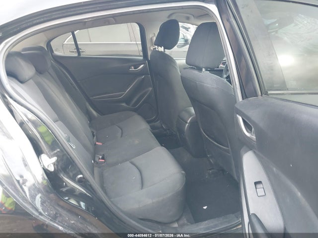 44094612 :رقم المزاد ، 3MZBM1U71FM175340 vin ، 2015 Mazda Mazda3 I Sport مزاد بيع