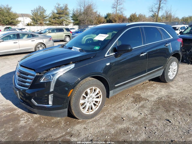 2018 CADILLAC XT5 1GYKNBRS2JZ233881 Photo 1