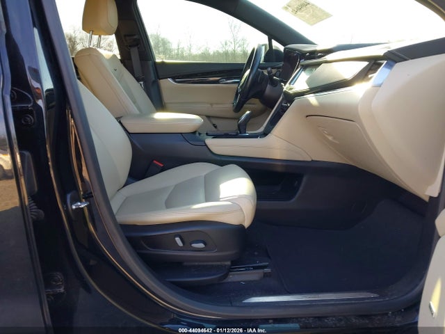2018 CADILLAC XT5 1GYKNBRS2JZ233881 Photo 4