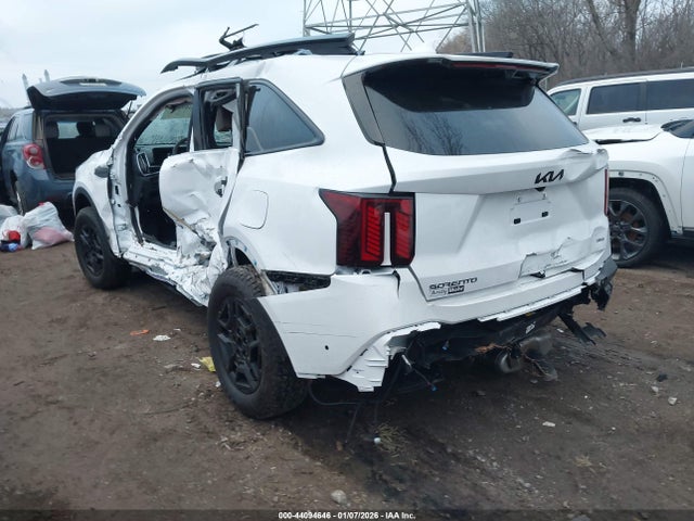 2025 KIA SORENTO 5XYRKDJFXSG392736 Photo 2