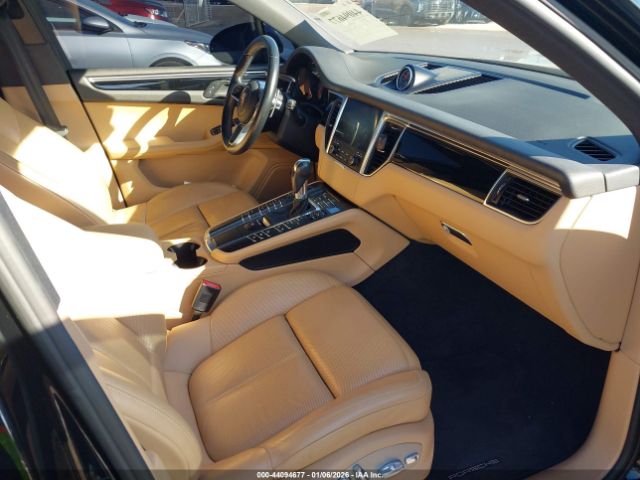 2017 PORSCHE MACAN WP1AB2A5XHLB13466 Photo 4