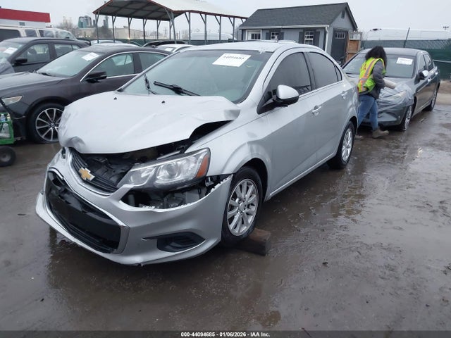 Aukcja sprzedaży 2020 Chevrolet Sonic, vin: 1G1JD5SB5L4107135, numer aukcji: 44094685