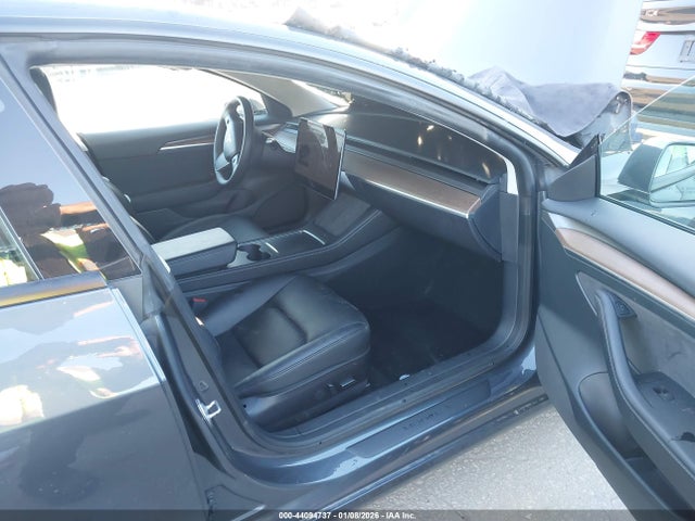 2023 TESLA MODEL 3 5YJ3E1EA4PF495689 Photo 4
