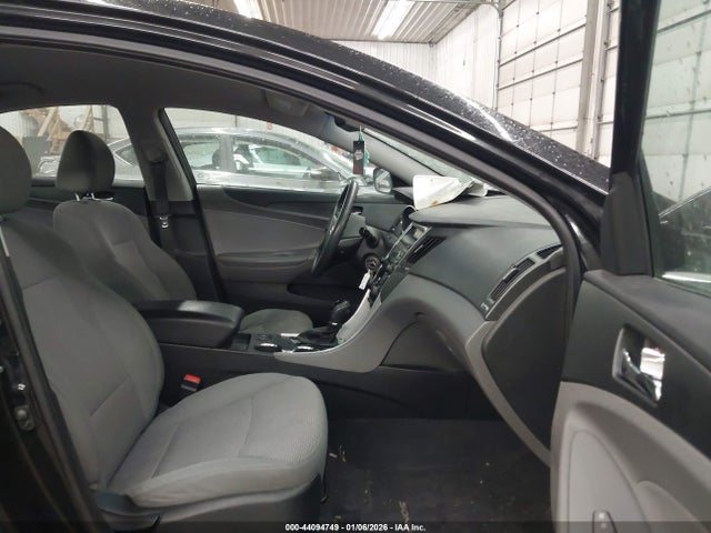 2013 HYUNDAI SONATA 5NPEB4AC1DH648102 Photo 4
