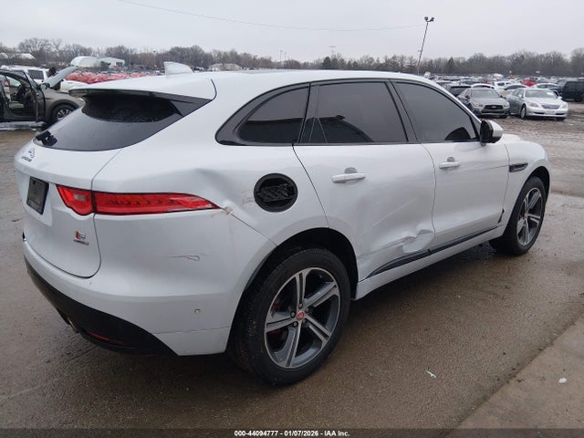 2017 JAGUAR F-PACE SADCM2BV5HA053633 Photo 3