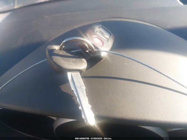 2006 MAZDA MAZDA3 JM1BK344561493002 Photo 10