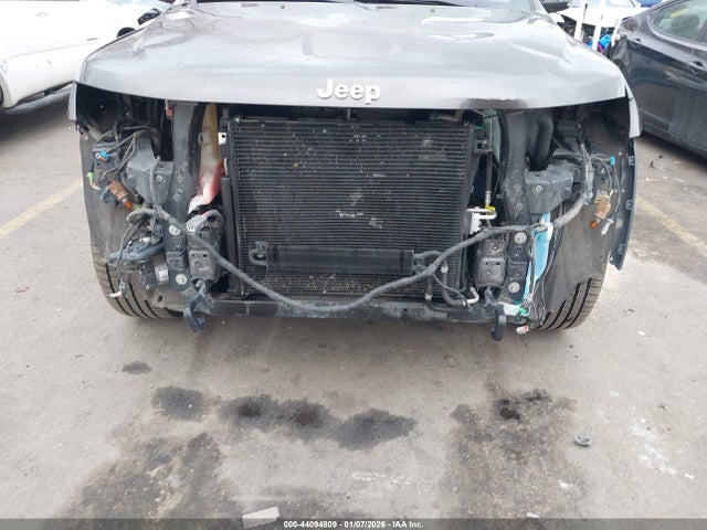 2015 JEEP GRAND CHEROKEE 1C4RJFBG7FC847266 Photo 5