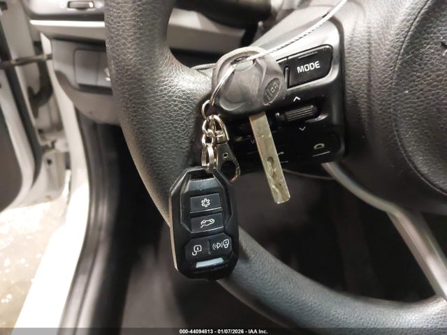 3KPA24AD8LE285386 KIA RIO LX