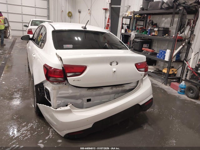 3KPA24AD8LE285386 KIA RIO LX
