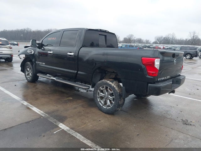 2019 NISSAN TITAN XD 1N6AA1F45KN531263 Photo 2