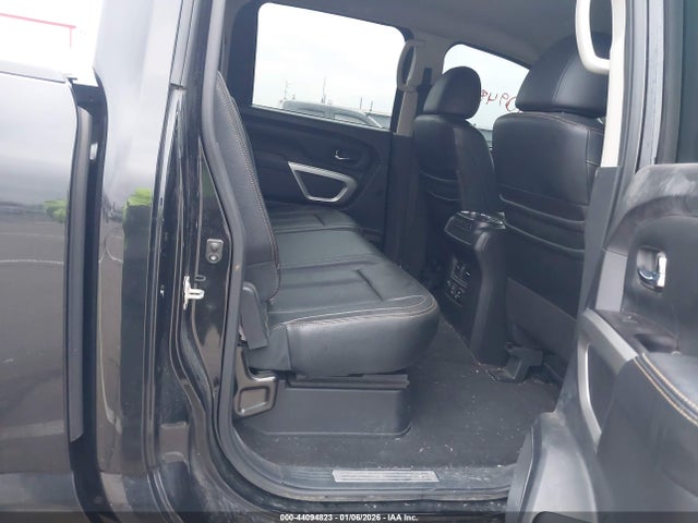 2019 NISSAN TITAN XD 1N6AA1F45KN531263 Photo 7