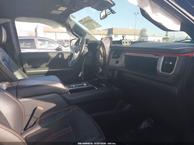 1FMJU1RG7PEA28076 Ford Expedition Timberline