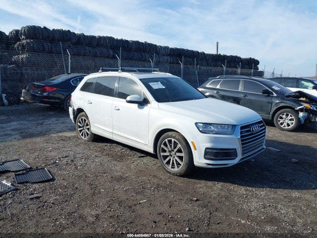 2018 AUDI Q7 WA1VAAF77JD017945
