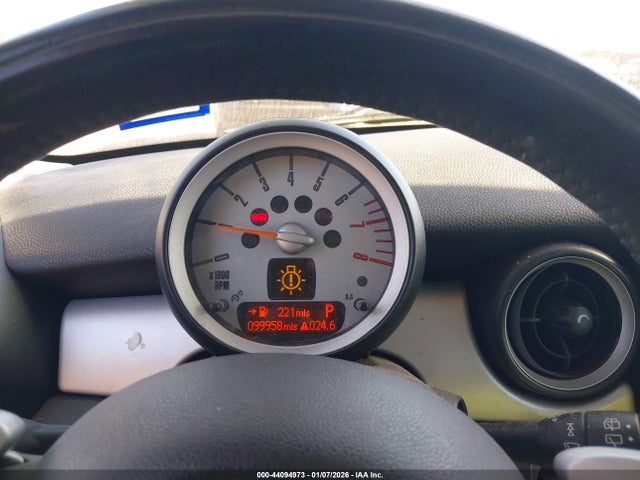 2007 MINI COOPER WMWMF33547TT52321 Photo 6