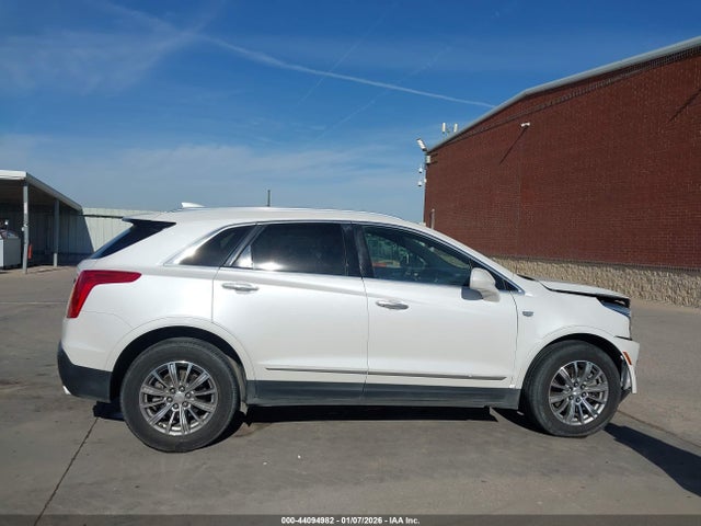 44094982 :رقم المزاد ، 1GYKNBRS6HZ259247 vin ، 2017 Cadillac Xt5 Luxury مزاد بيع