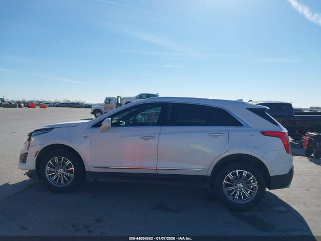 44094982 :رقم المزاد ، 1GYKNBRS6HZ259247 vin ، 2017 Cadillac Xt5 Luxury مزاد بيع