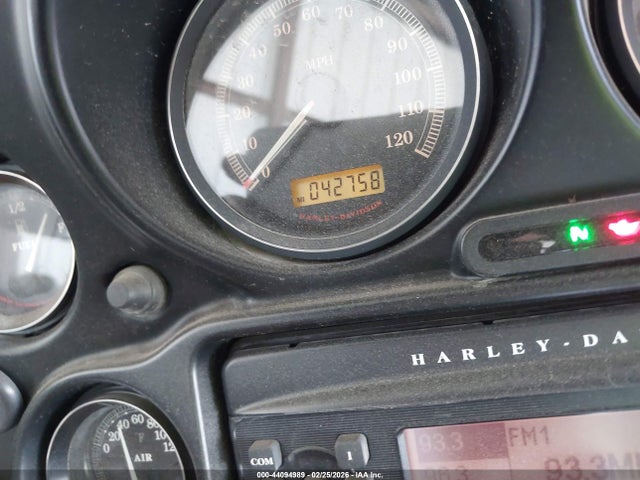 2012 HARLEY-DAVIDSON FLHTCU 1HD1FCM16CB604778 Photo 6