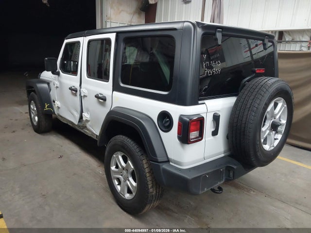 2021 JEEP WRANGLER UNLIMITED 1C4HJXDN3MW744354 Photo 2