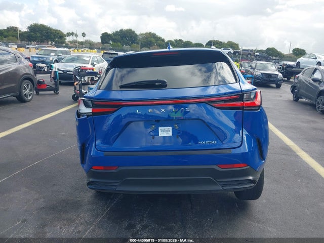 44095019 :رقم المزاد ، 2T2GDCAZ1SC023521 vin ، 2025 Lexus Nx 250 Premium مزاد بيع