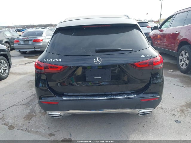 W1N4N4HB4MJ249989 Mercedes-Benz Gla 250 4matic