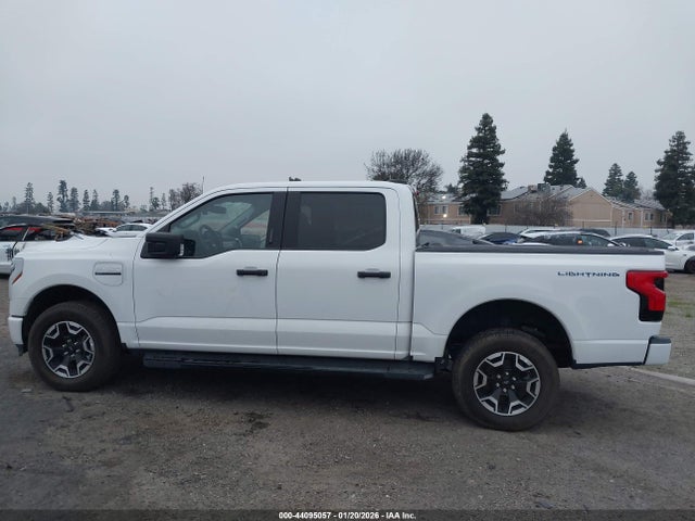 1FTVW1EL2NWG07812 Ford F-150 Lightning Xlt