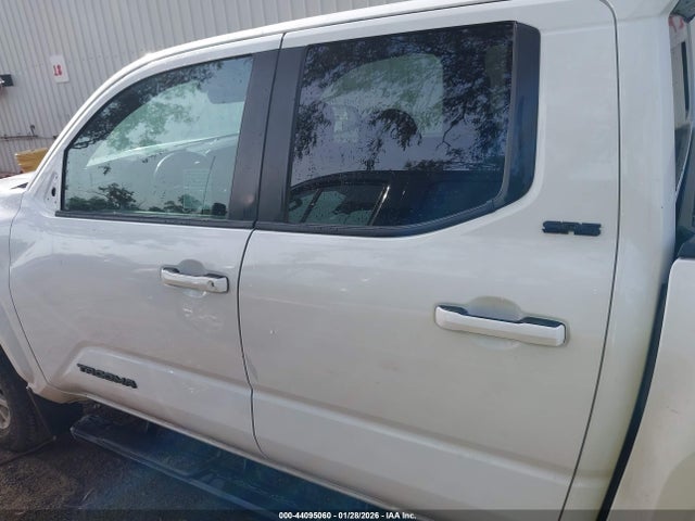 3TMLB5JN0RM031385 Toyota Tacoma Sr5