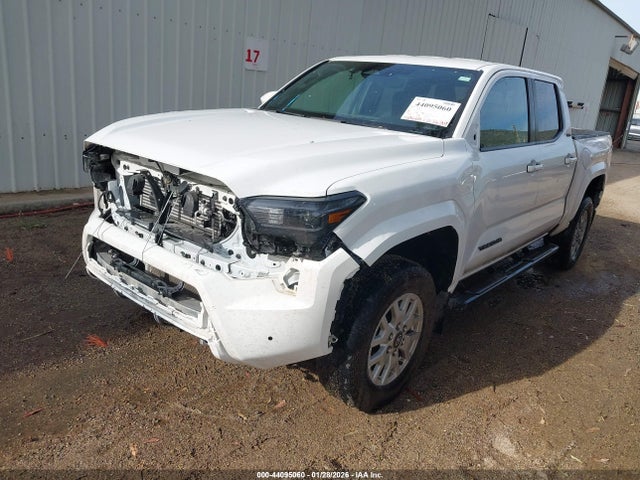 3TMLB5JN0RM031385 Toyota Tacoma Sr5