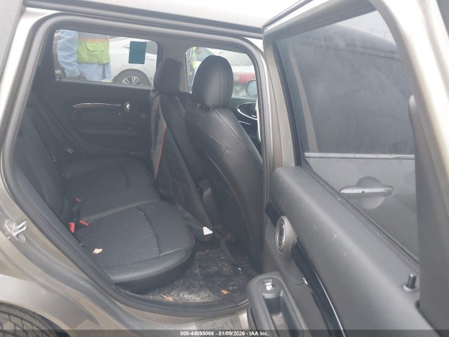 2020 MINI CLUBMAN WMWLV7C0XL2M49288 Photo 7