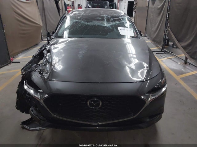 44095070 :رقم المزاد ، JM1BPABM0S1768388 vin ، 2025 Mazda Mazda3 2.5 S Select Sport مزاد بيع