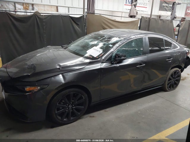 44095070 :رقم المزاد ، JM1BPABM0S1768388 vin ، 2025 Mazda Mazda3 2.5 S Select Sport مزاد بيع