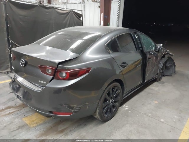 44095070 :رقم المزاد ، JM1BPABM0S1768388 vin ، 2025 Mazda Mazda3 2.5 S Select Sport مزاد بيع
