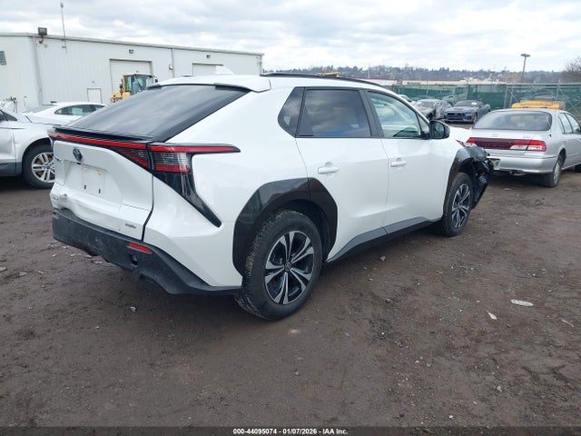 Toyota BZ4X XLE 2024 JTMABACAXRA082562 Image 4